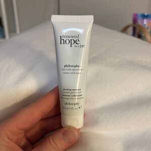 Philosophy Renewed Hope Peeling Mousse - White